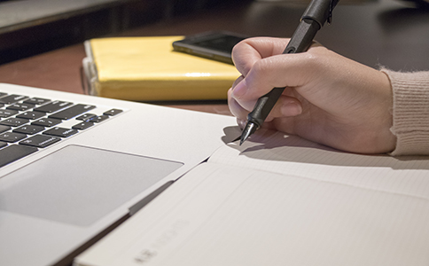 代辦商標(biāo)注冊(cè)的費(fèi)用是多少？