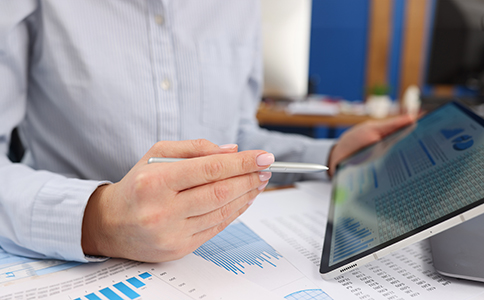 影響營(yíng)業(yè)執(zhí)照代辦價(jià)格的主要因素